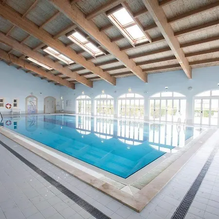 Oasis Luxury