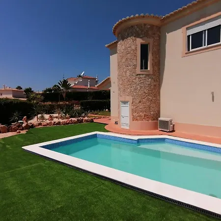 Villa Oasis Luxury *